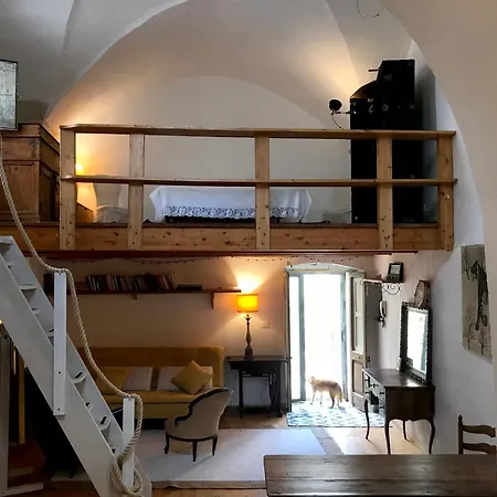 別荘 Casa Di Elia サン・チェザーリオ・ディ・レッチェ